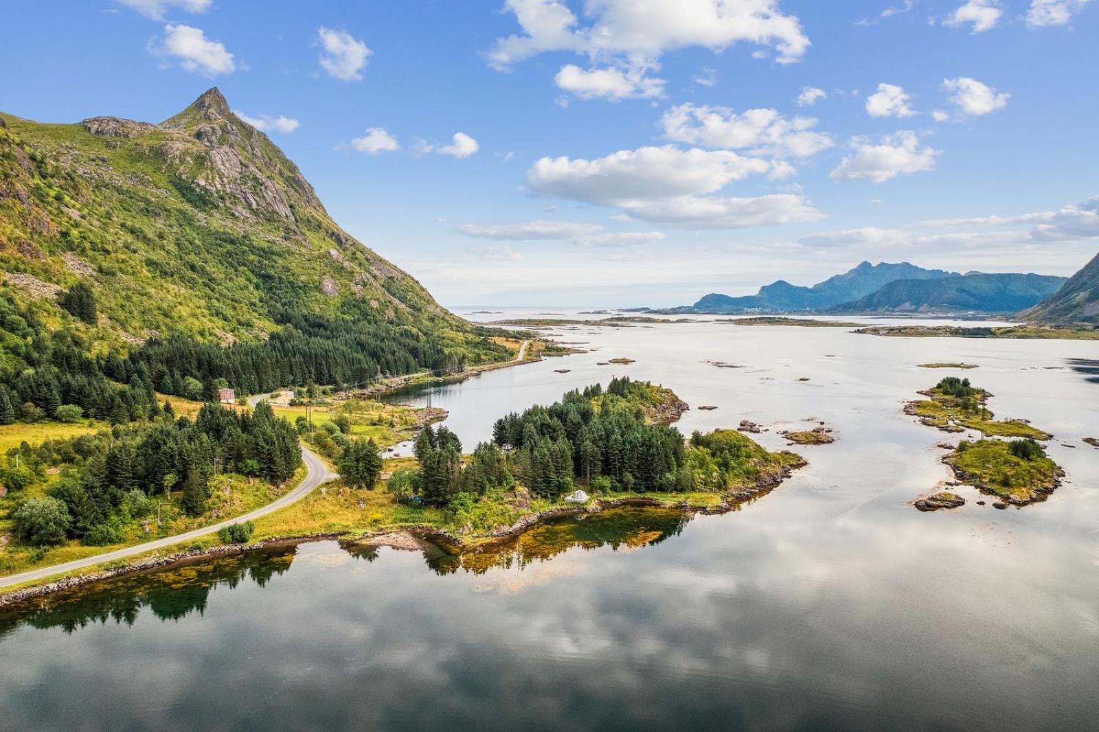 Flo Lofoten Nature Escape Valberg Esterno foto